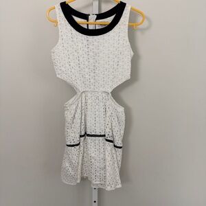 MIA KIDS Elegant White and Black Cutout Dress SIZE L